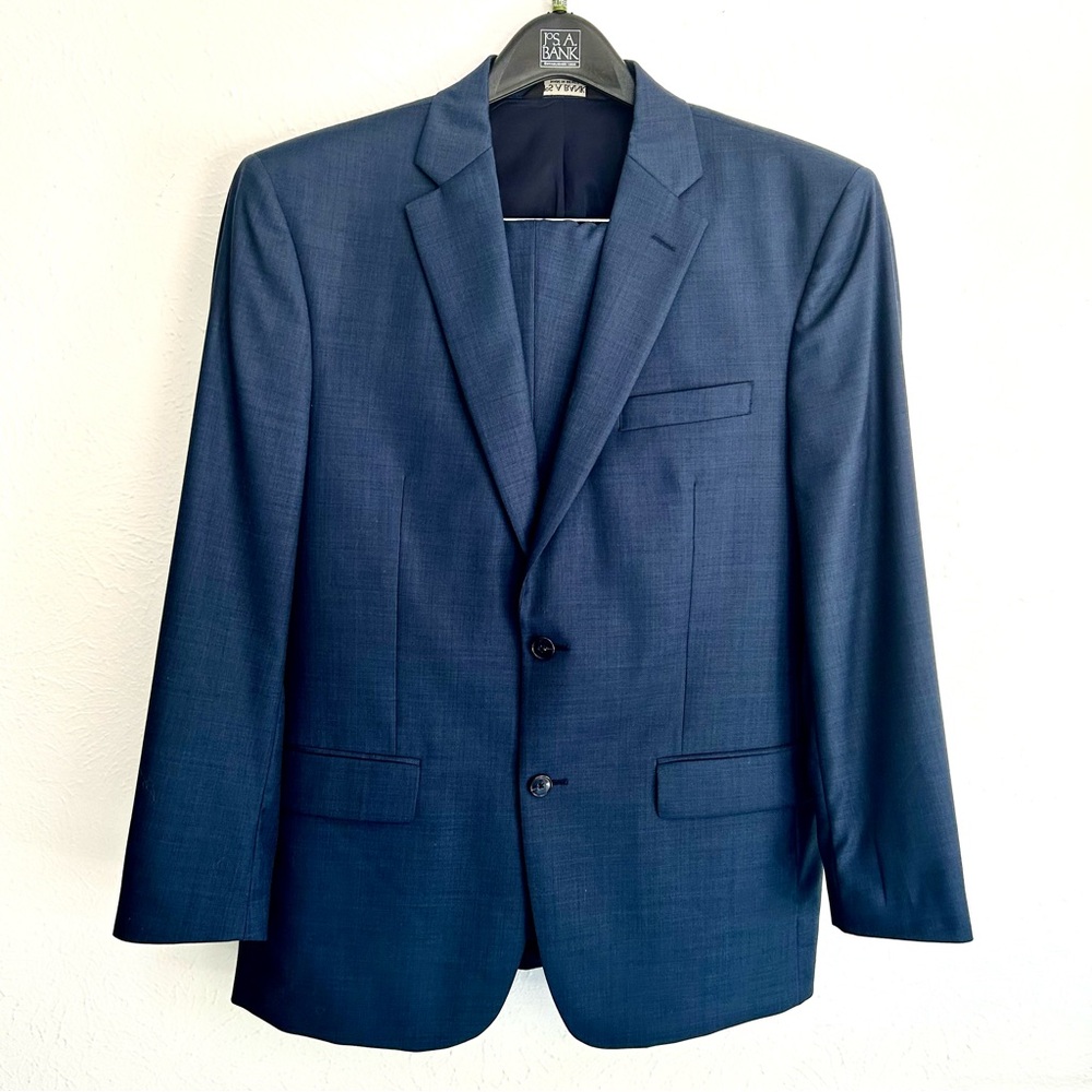 Jos. A. Banks Blue Tailored Fit Wool Two Button Suit Jacket and Pants 41R